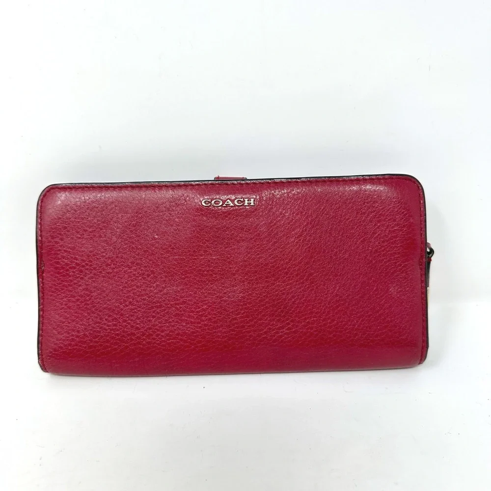Coach Essential Slim Skinny Wallet Ruby Strawberry